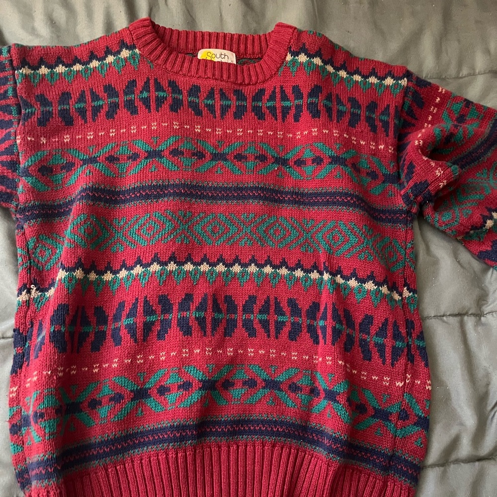 South mountain. cute vintage sweater.. perfect for fall!
Size medium.